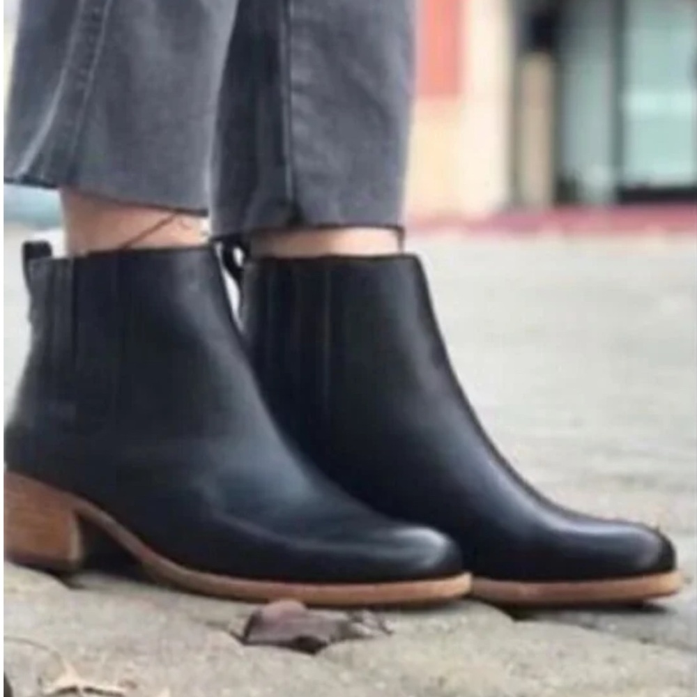 Black Leather Ankle Boots